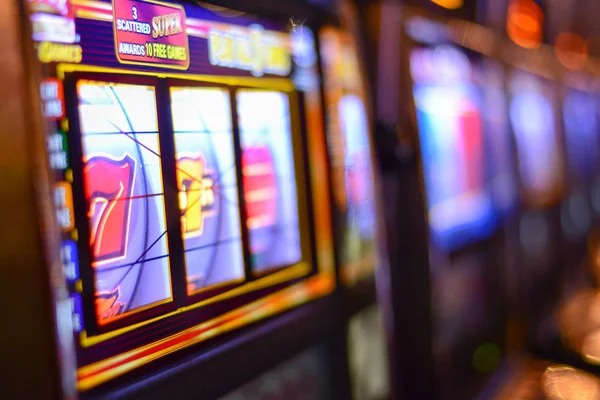 Slot tournament leaderboard display